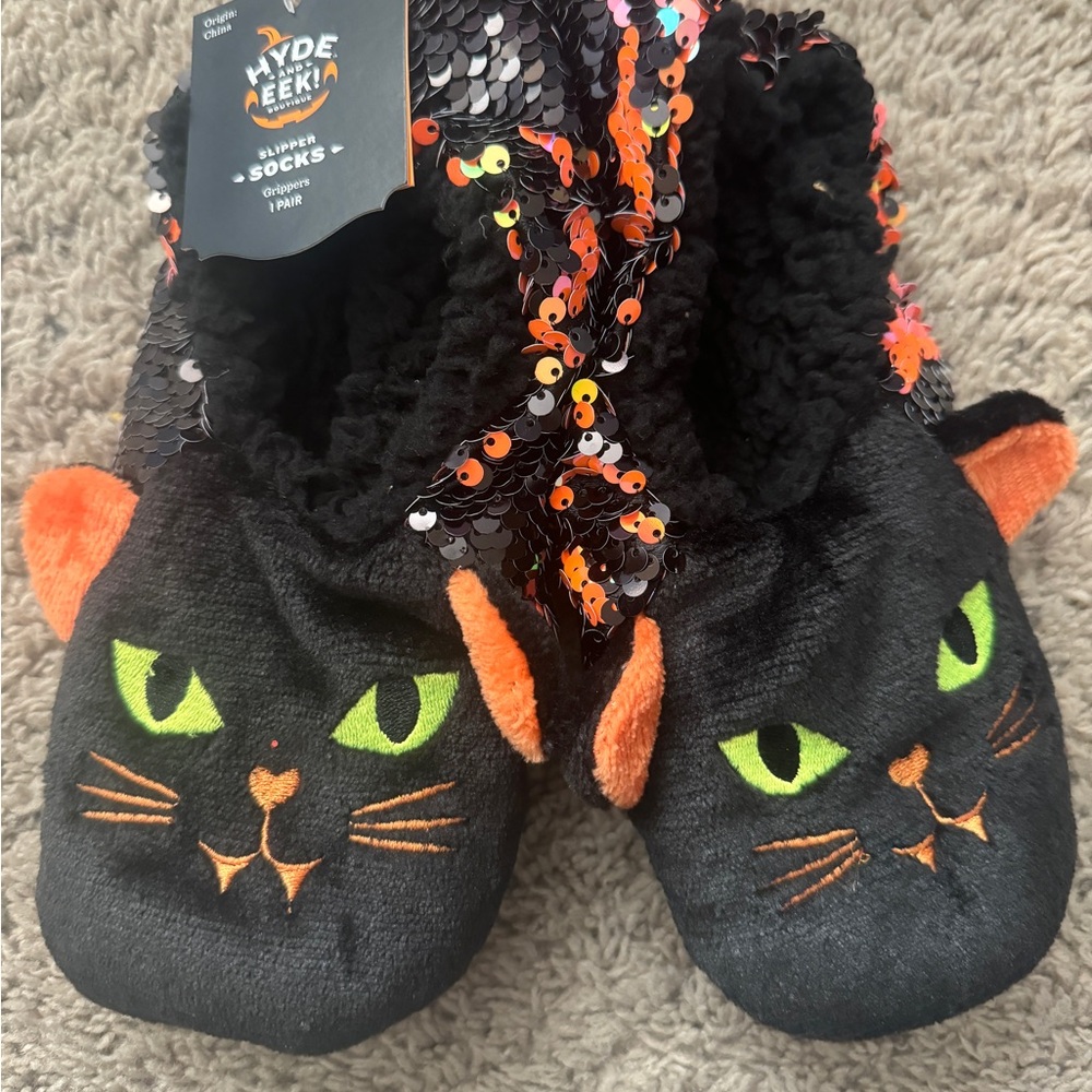 NEW Target Hyde and EEK Halloween black sequin cat slippers - SIZE: M/L, US 8-10